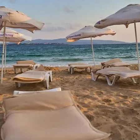 Cozy Private Excelsior Sunny * סאני ביץ'